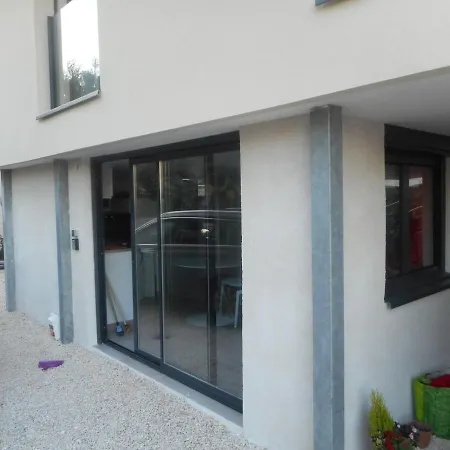 F2 Meuble * La Londe-les-Maures